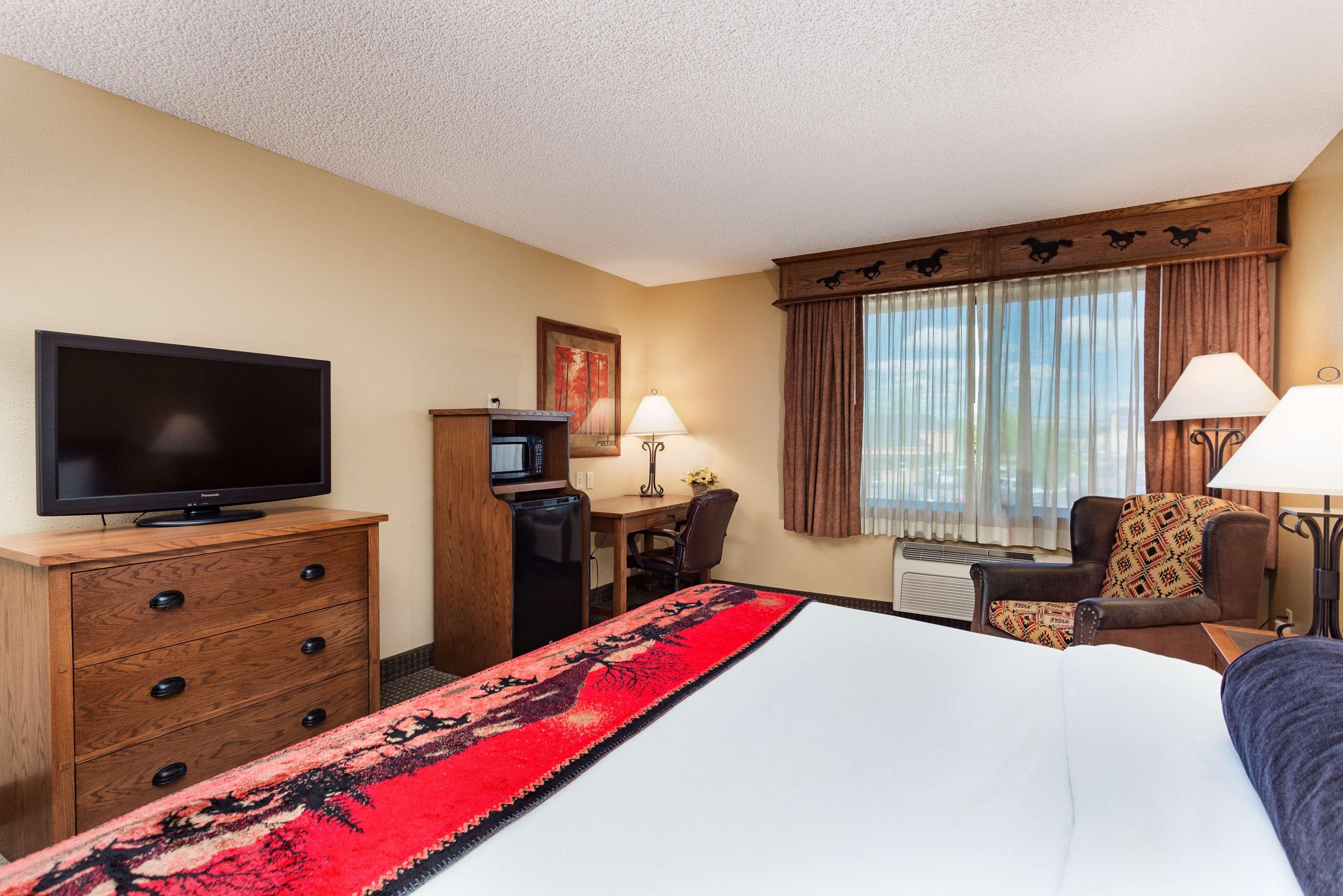 Best Western Plus Kelly Inn & Suites Биллингс Экстерьер фото