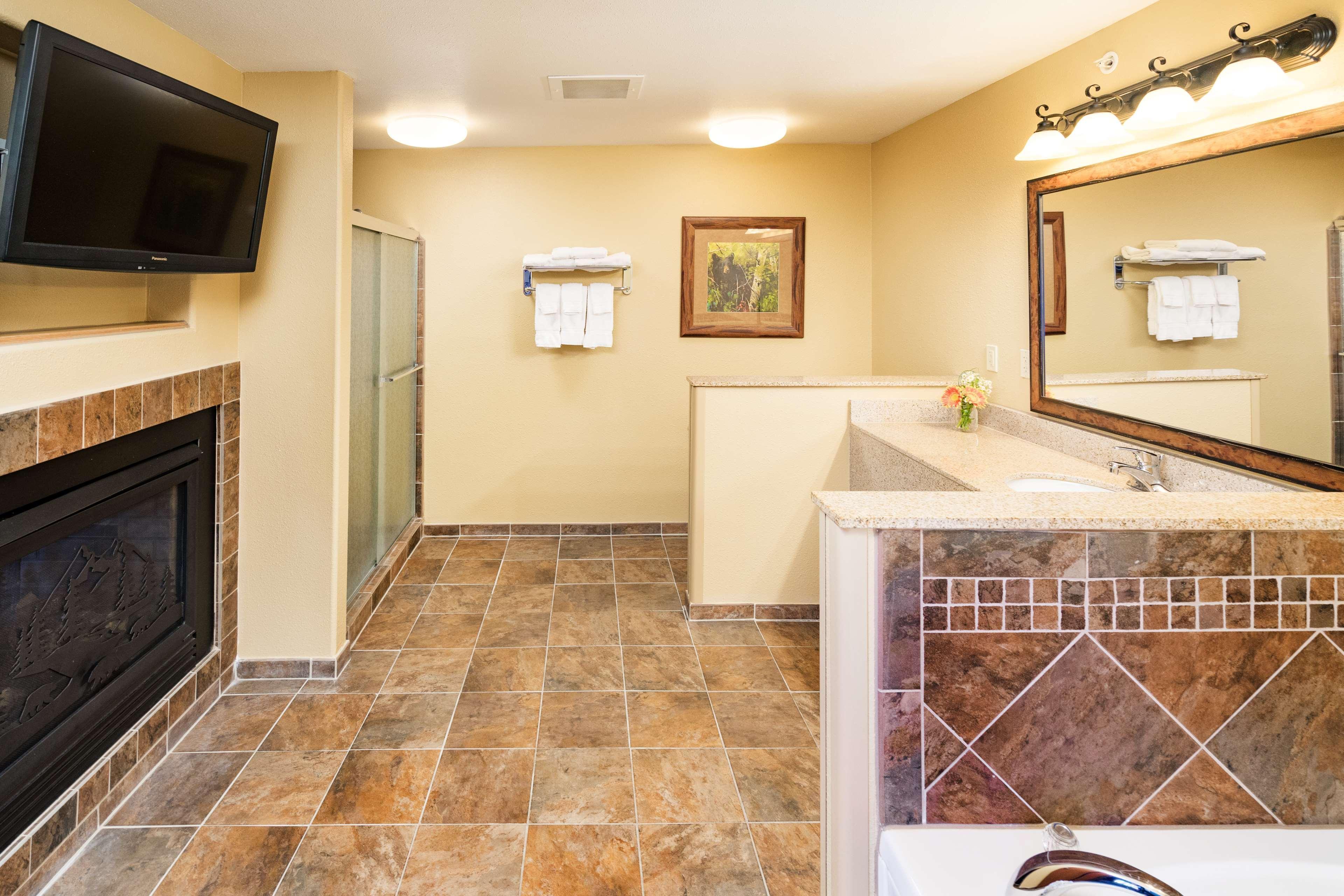 Best Western Plus Kelly Inn & Suites Биллингс Экстерьер фото